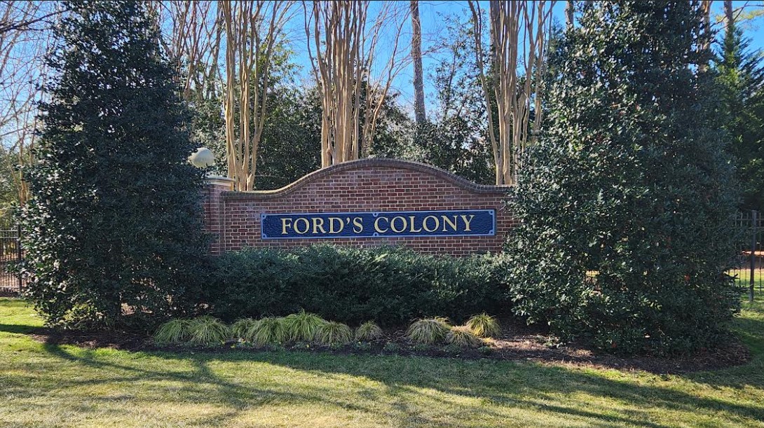 Ford's Colony Williamsburg Gazebo - Business Tax Services 23188